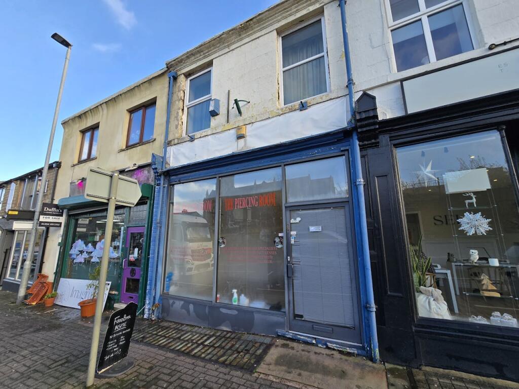 Main image of property: 29 Bolton Road, Darwen, BB3 1DF