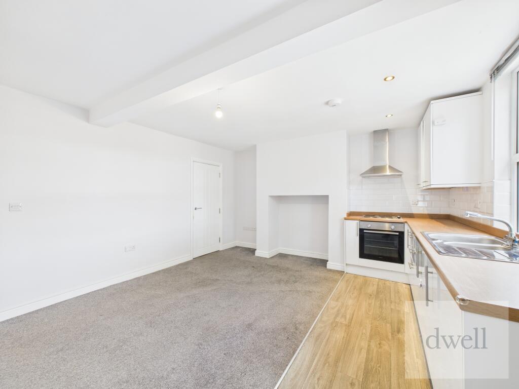Apartment in Leeds - View 3