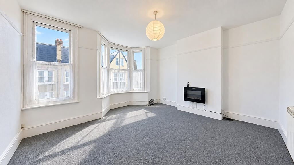 Apartment in Canterbury - View 2