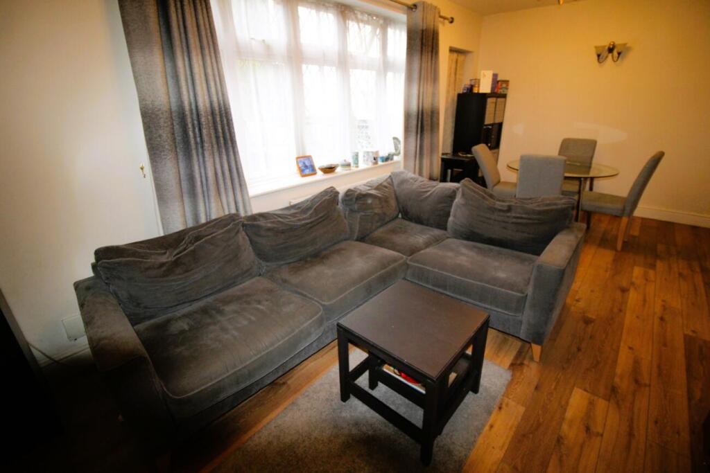 Wingletye Lane, Hornchurch, Essex photo 3