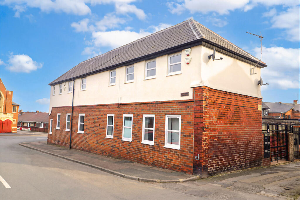 Main image of property: Wellington Road, Doncaster, DN12