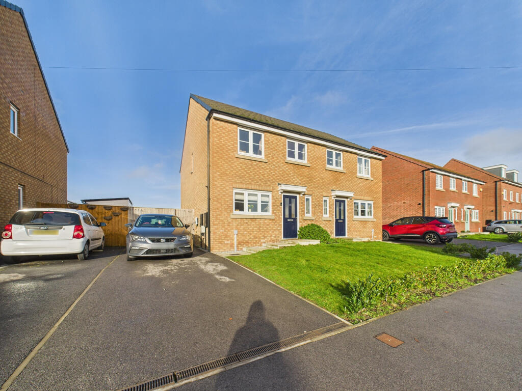 Main image of property: Waudby Way, Hull, HU9