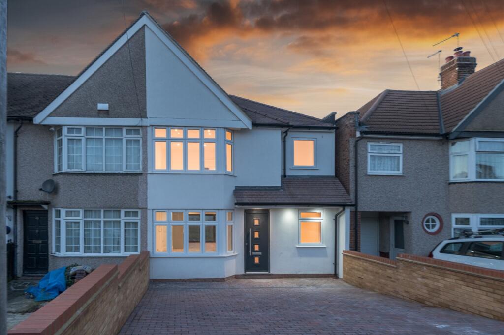 Main image of property: Palm Avenue Sidcup DA14