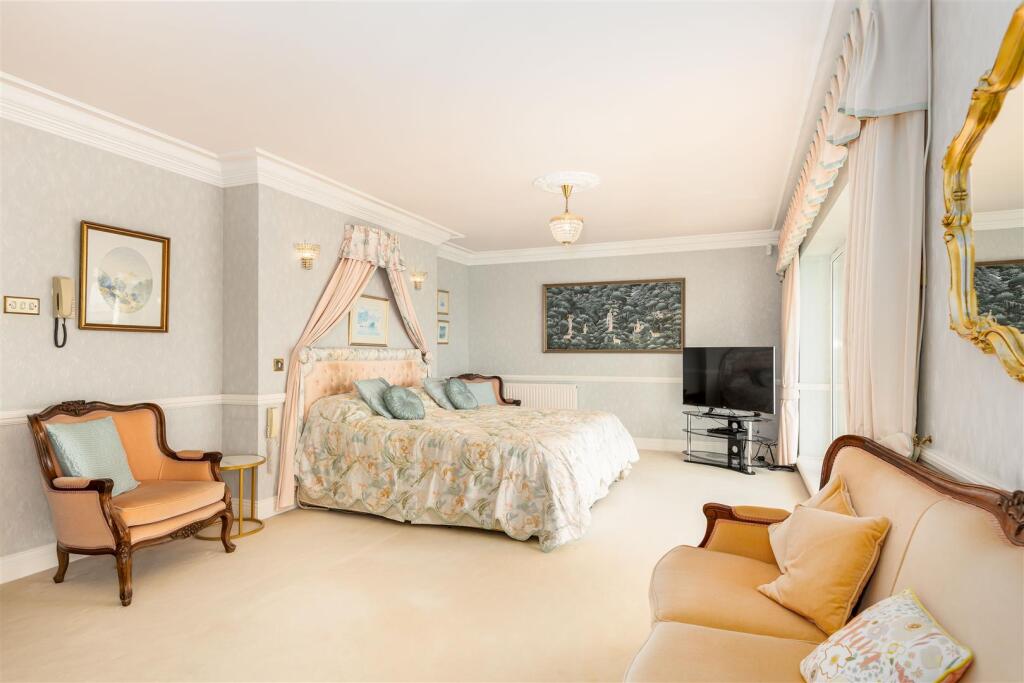 Additional image 12 of Elms Avenue, Lilliput