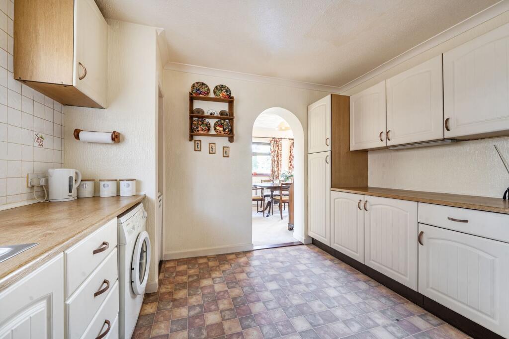 Nore Crescent, Emsworth, PO10 - View 3