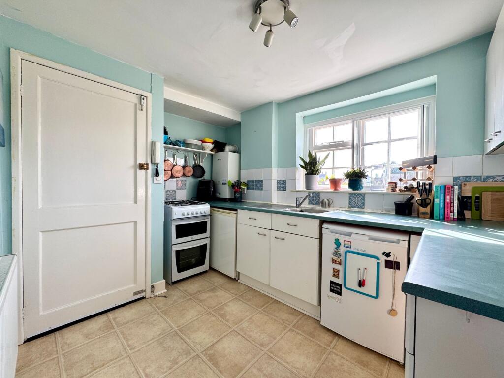 Apartment in Swindon - View 5