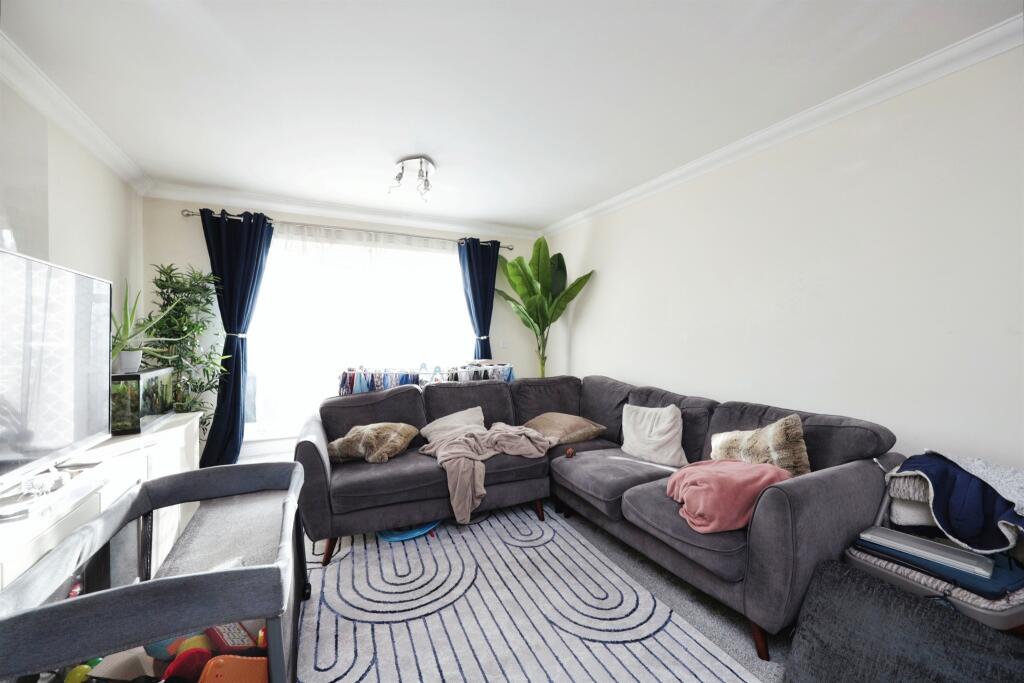 Main image of property: The Gateway, Watford