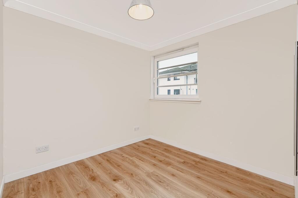 Apartment in Edinburgh - View 3