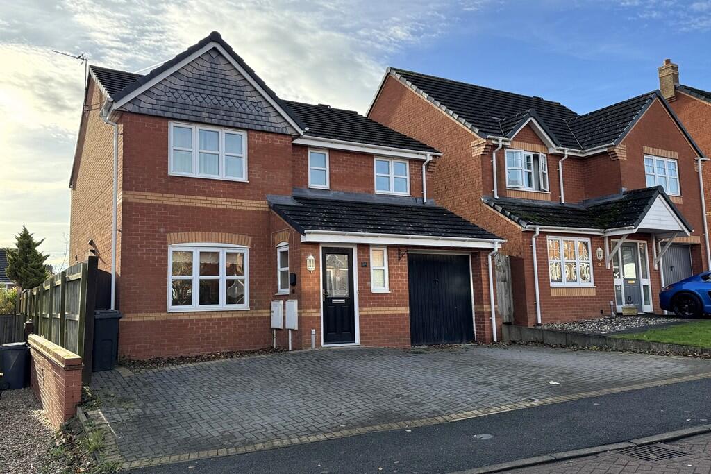 4-bed detached on Lancers Drive, Melton Mowbray, £330,000