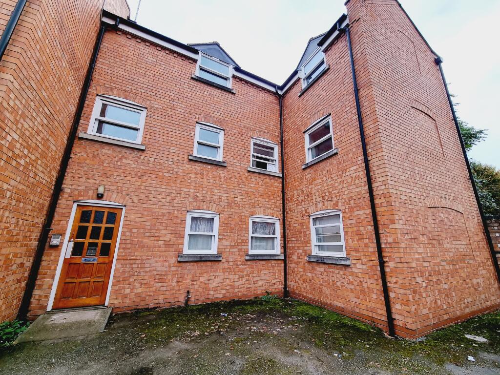 Main image of property: Flat 4, Alexander House, LEAMINGTON SPA