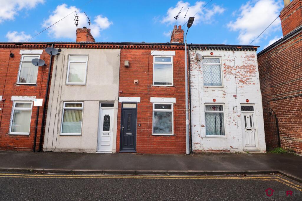 2-bed terraced on Egton Street, Hull, HU8, £75,000