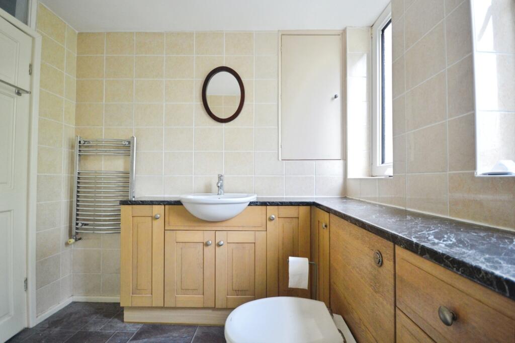 Apartment in Rochester - More