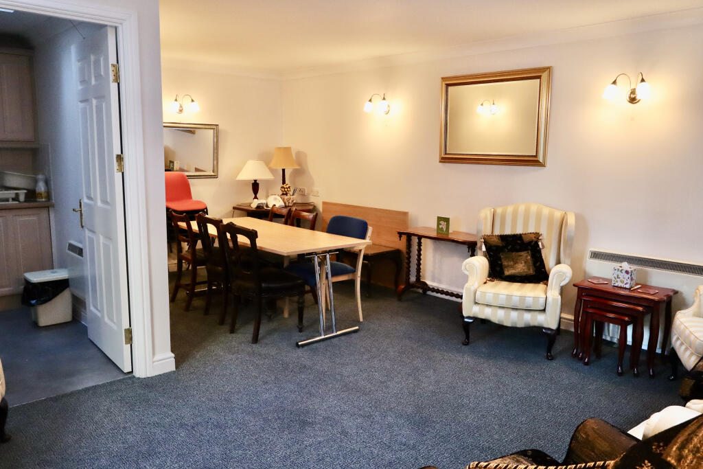 Additional image 16 of King Alfreds Courtyard, Wells