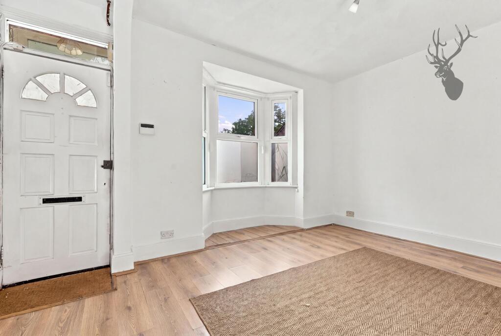 House in Ilford - View 3