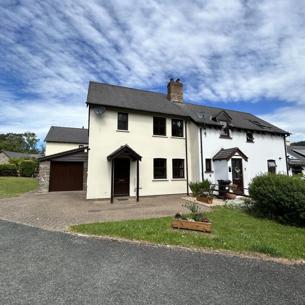 Main image of property: Meadow Side, Llanspyddid, Brecon, Powys.