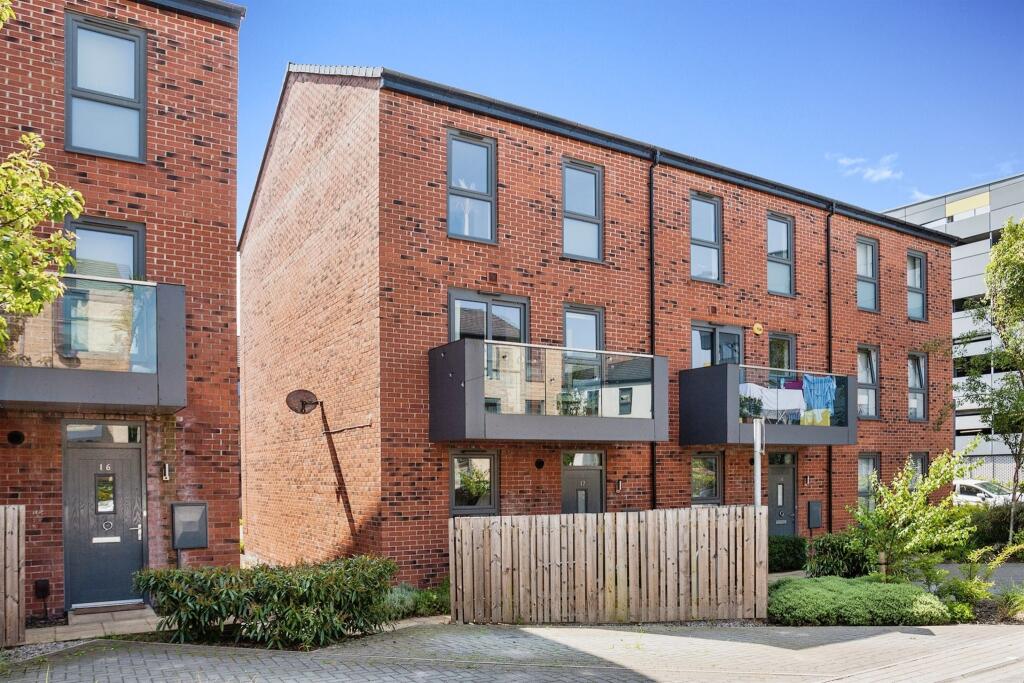 Main image of property: Carnforth Avenue, WAKEFIELD
