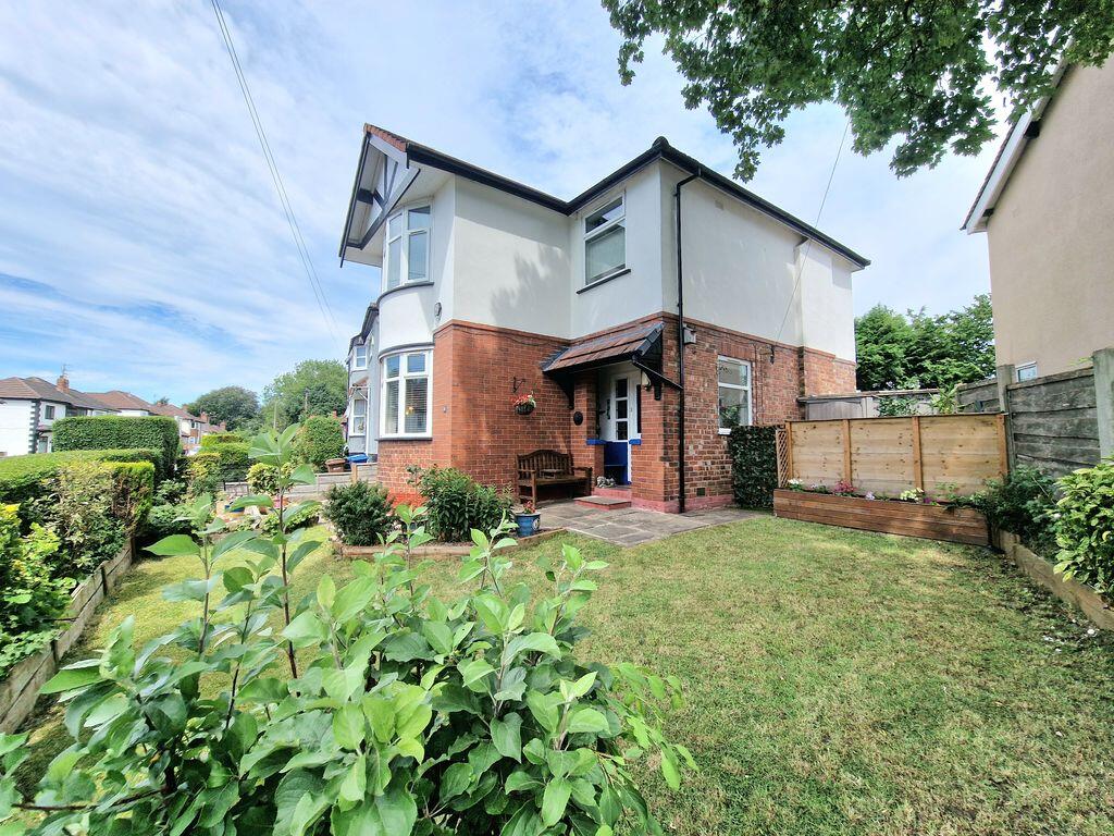 Main image of property: The Drive, Bredbury