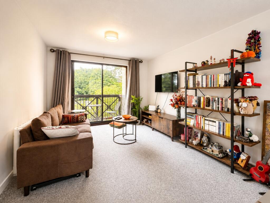 Apartment in Stafford, Staffordshire - View 4
