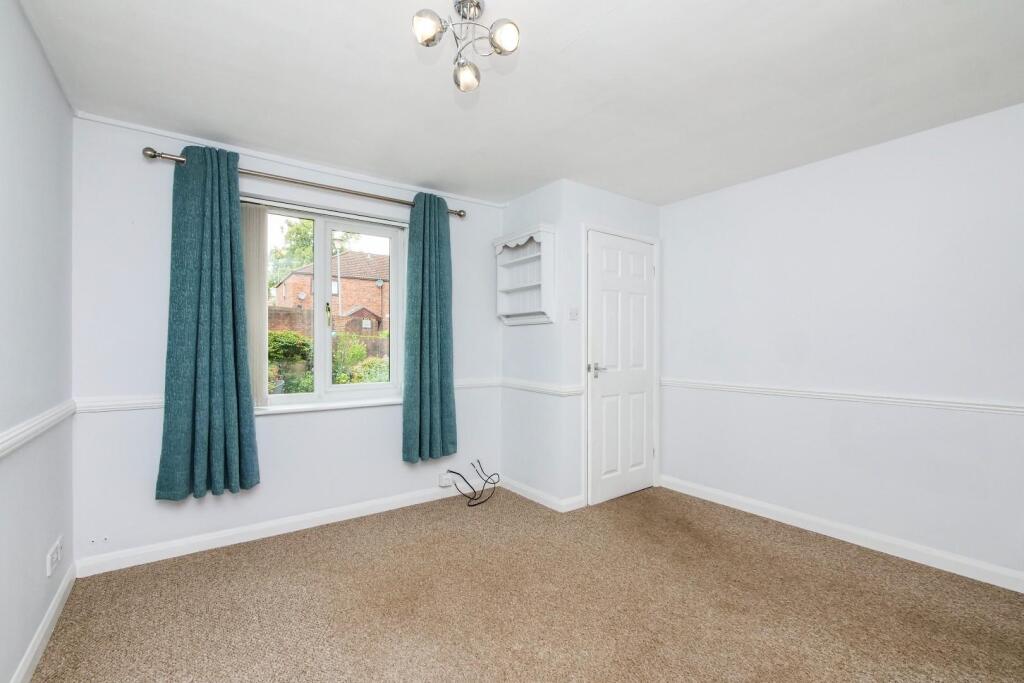 Apartment in York - View 4