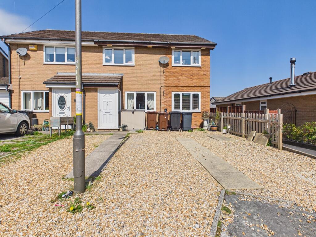 Main image of property: 2 Hawthorn Road Chapel-en-le-Frith, Chapel-en-le-Frith, High Peak,