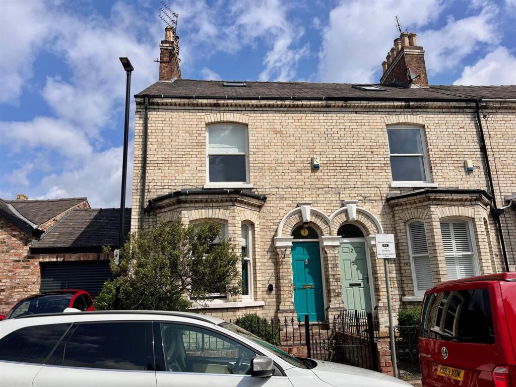 Main image of property: Richardson Street, York