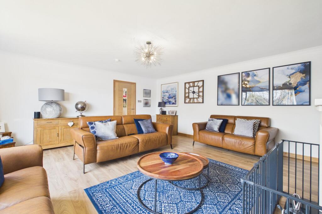 Burnbank Brae, Carluke, ML8 photo 3