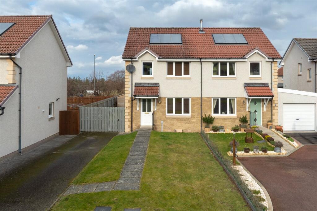 Main image of property: 7 Culduthel Mains Avenue, Inverness, IV2