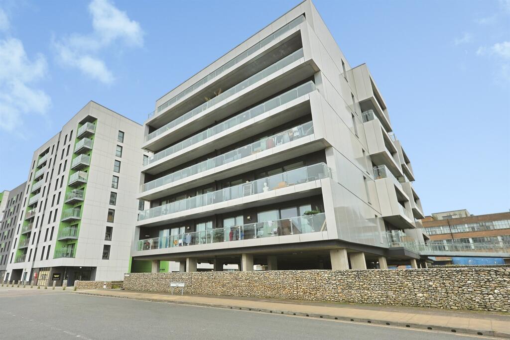 Main image of property: Geoffrey Watling Way, Norwich