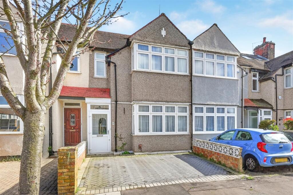 Main image of property: Inverness Drive, Hainault