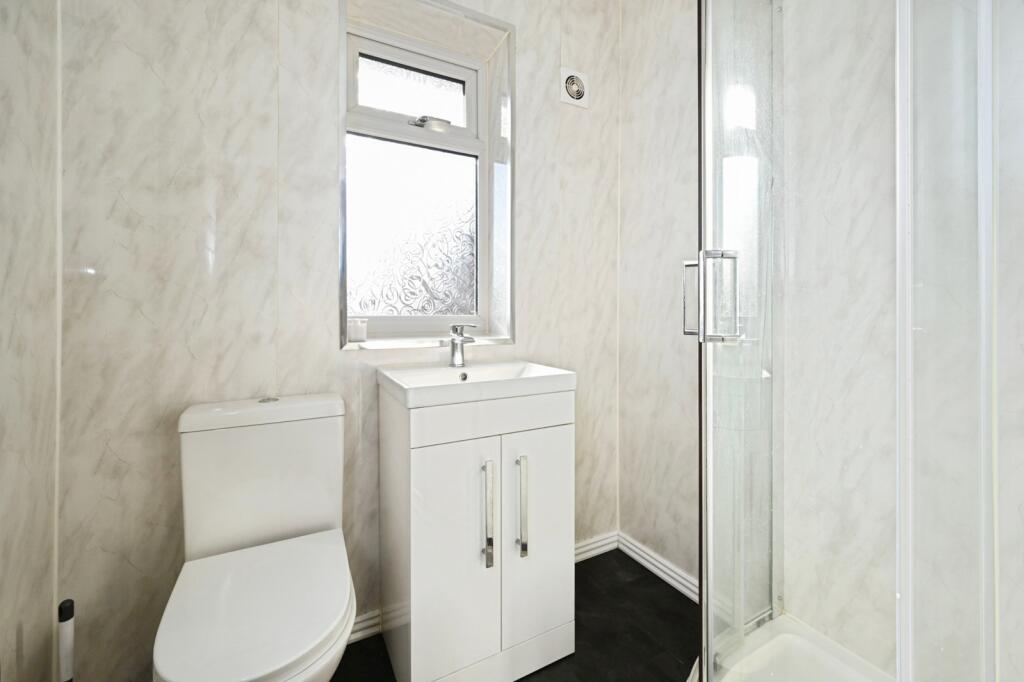 Stanton Place, Mansfield, Nottinghamshire, NG18 photo 4