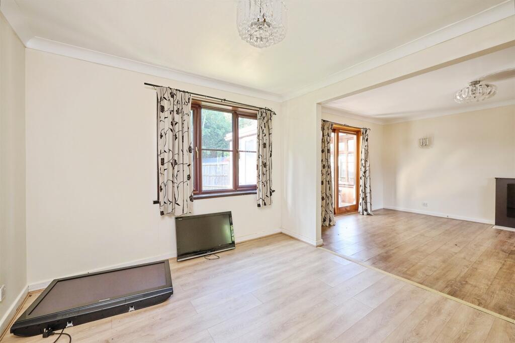 House in Peterborough, Orton Longueville - View 5
