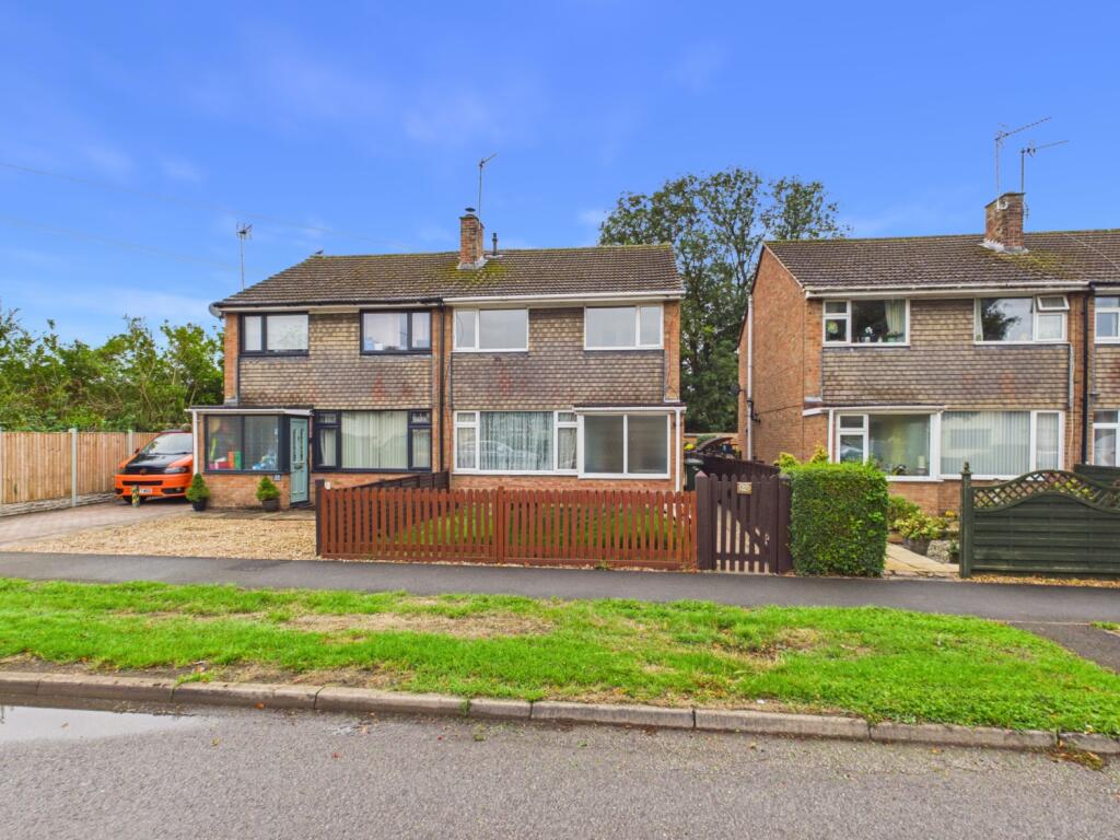 Main image of property: The Model Village, Long Itchington, Southam, Warwickshire, CV47