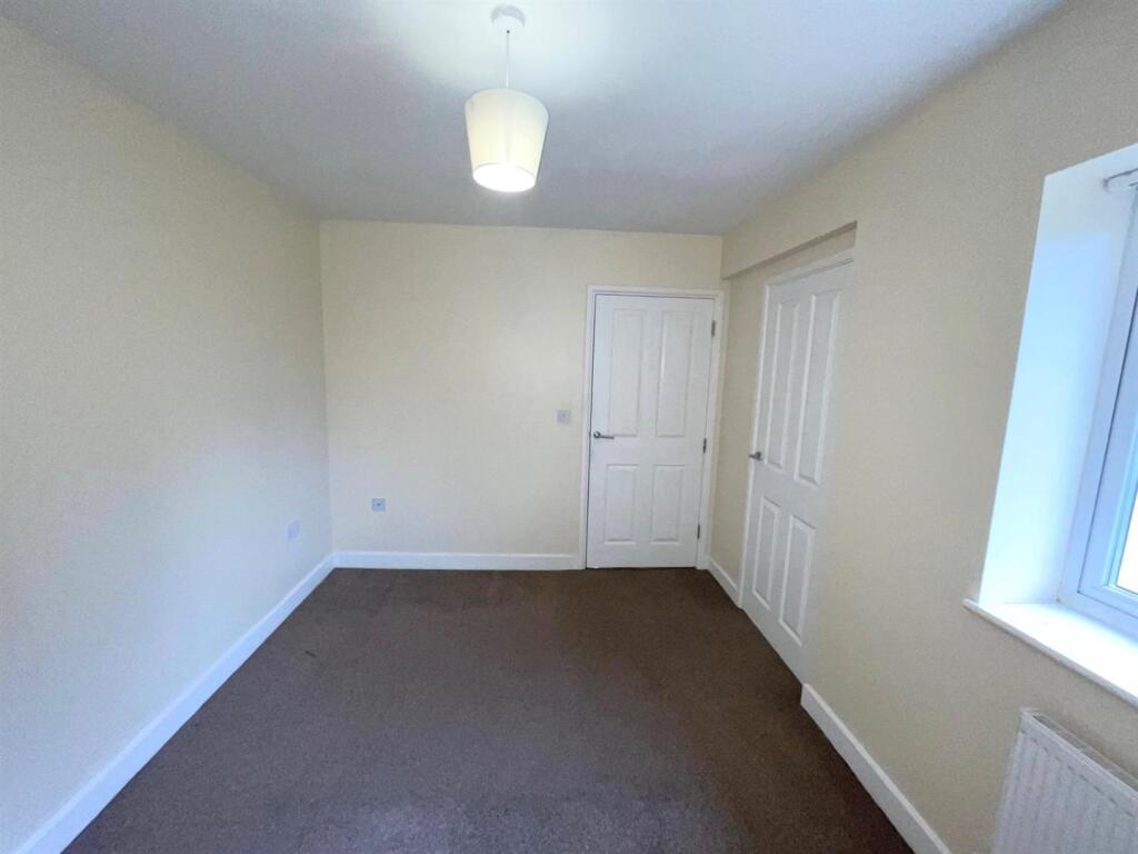 Additional image 8 of Haslucks Green Road, Shirley, Solihull