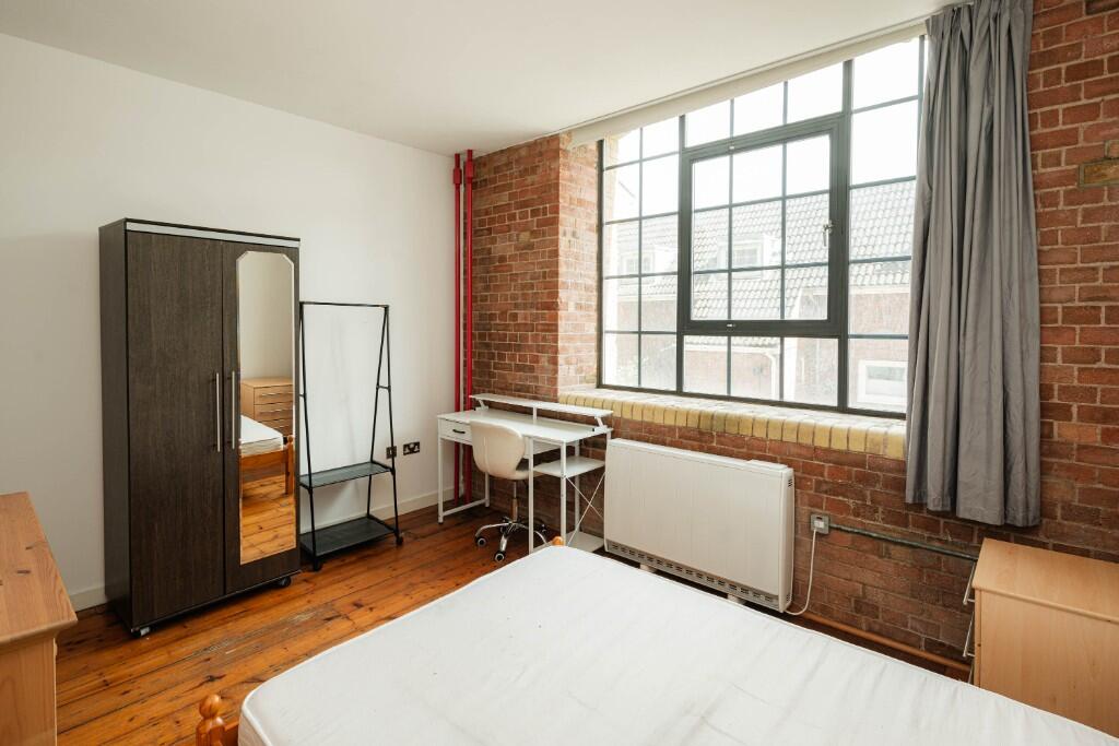 4 bedroom flat for rent