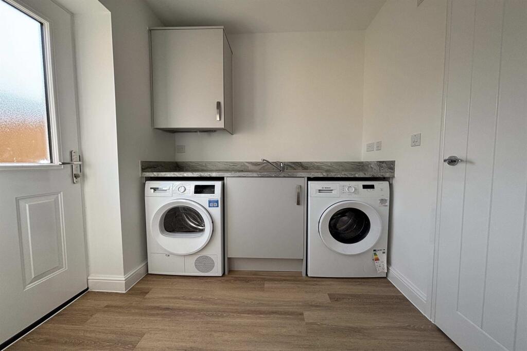 House in Northampton - View 4
