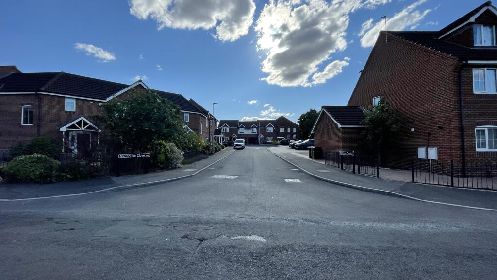 Freehold titles at various locations in, East Midlands and West Yorkshire DE55 2LG - More