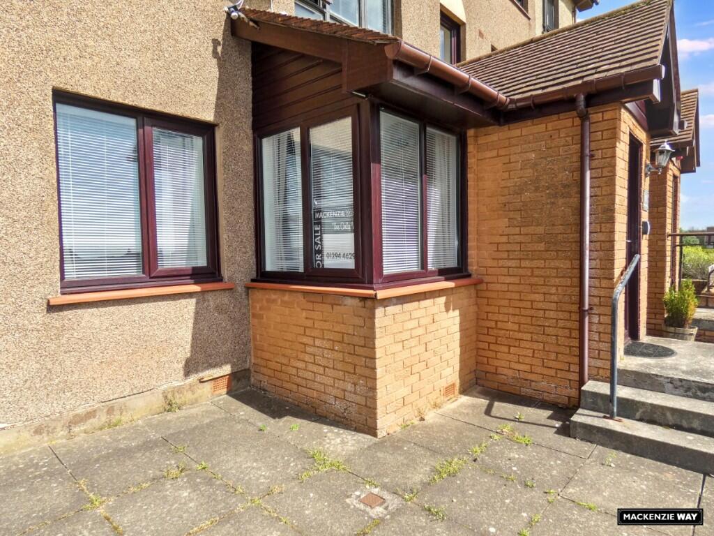 Parkend Gardens, Saltcoats, Ayrshire, KA21 photo 2