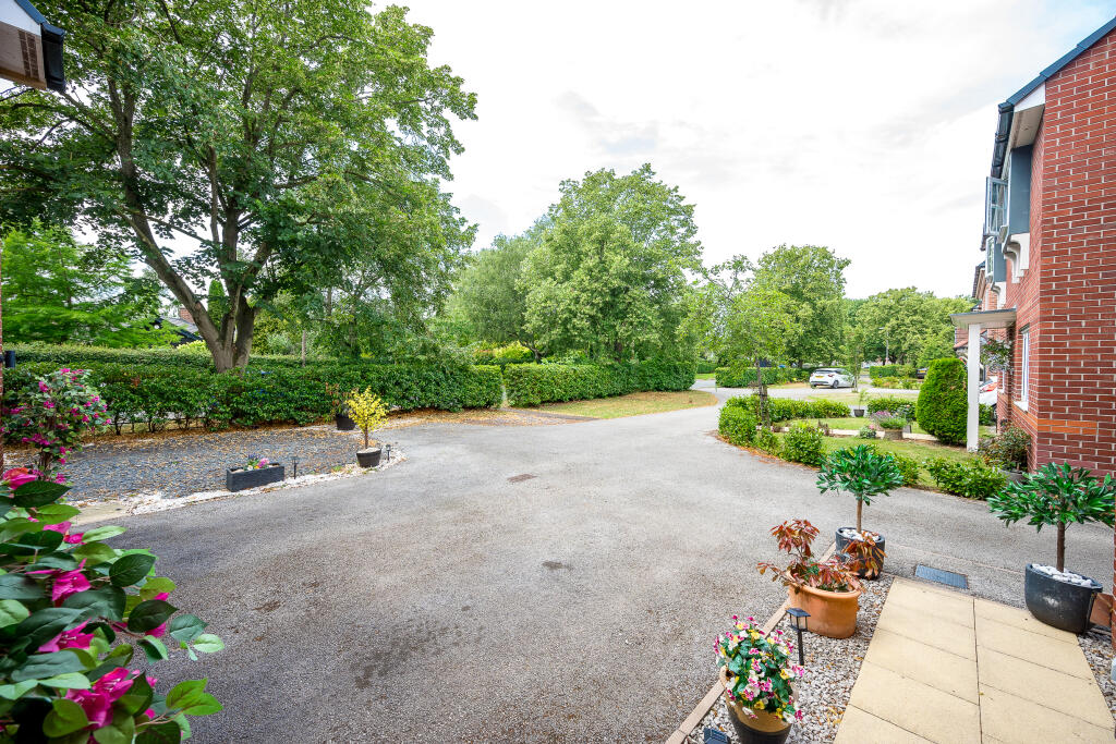 Stubbs Lane, Lostock Gralam photo 5