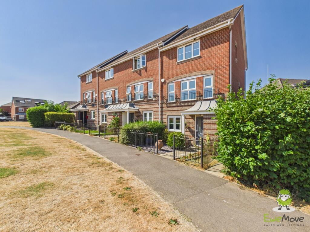 Main image of property: Burghfield Walk, Basingstoke, Hampshire, RG22