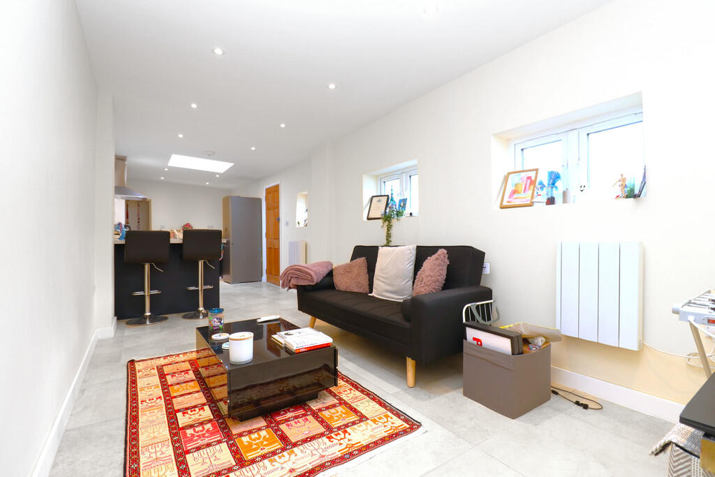 Main image of property: Portsmouth Road, Thames Ditton