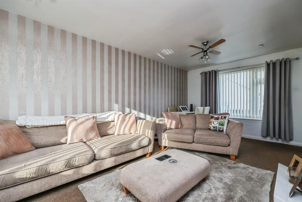 Wyndale Drive, Ilkeston photo 2