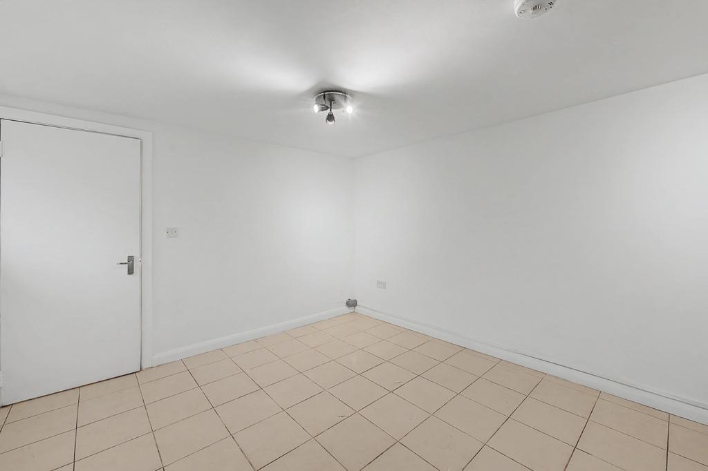 Wisbech Road, Outwell, Wisbech, Norfolk, PE14 8PA photo 4