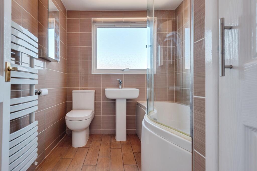 House in St Helens, Liverpool City Region - More