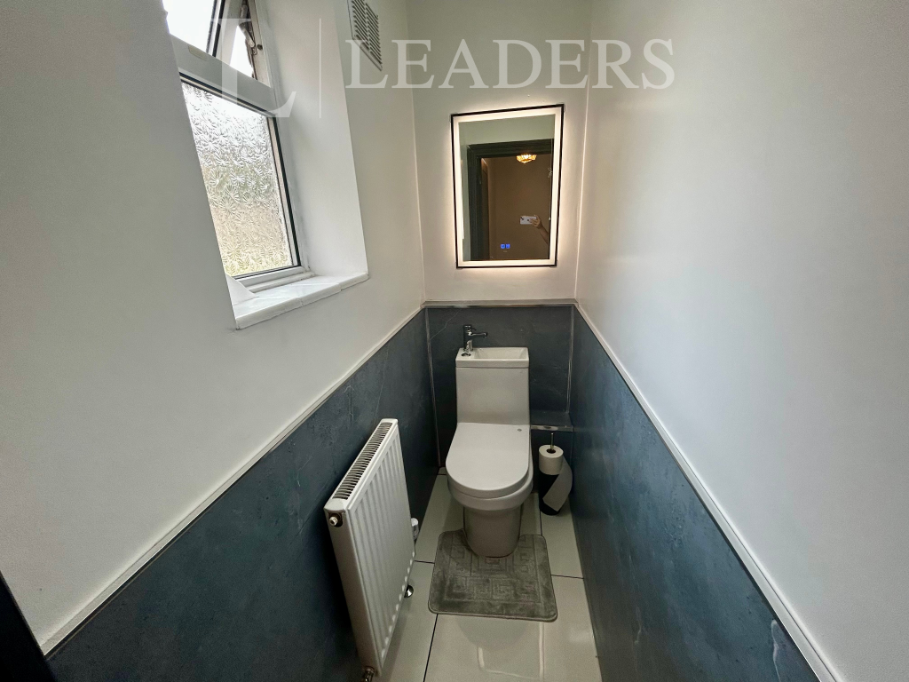 Additional image 6 of Links Road, B68