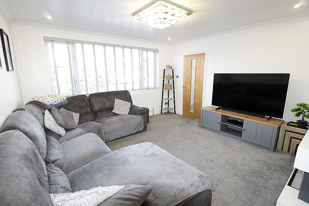 House in Rotherham, South Yorkshire - View 5