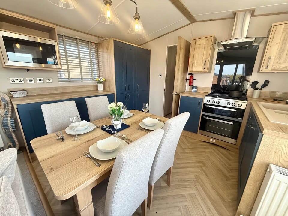 House in Exeter - View 3