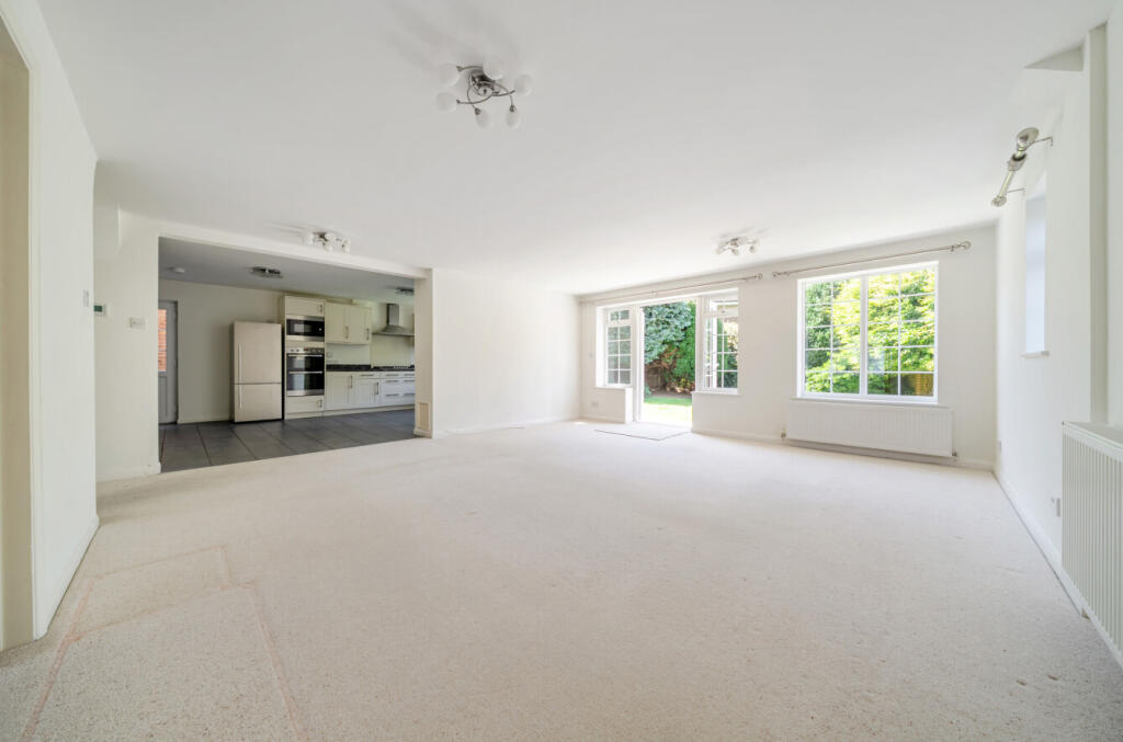 Phillips Close, Bargate Wood, Godalming, Surrey, GU7 - View 6