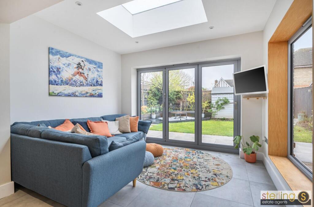 House in Dacorum, Tring - View 5