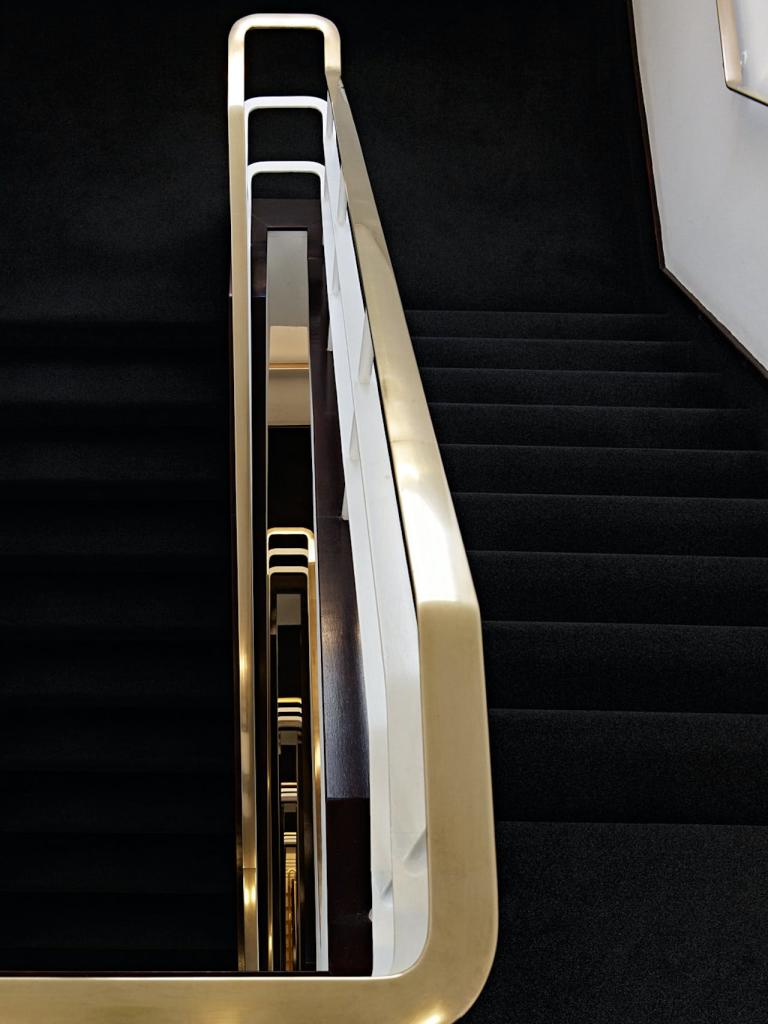 Feature staircase