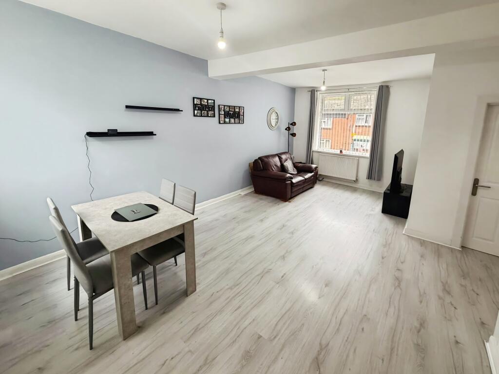 House in Cardiff - View 2